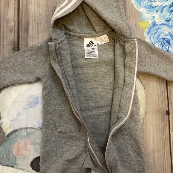 Baby adidas - Picture 2 of 3